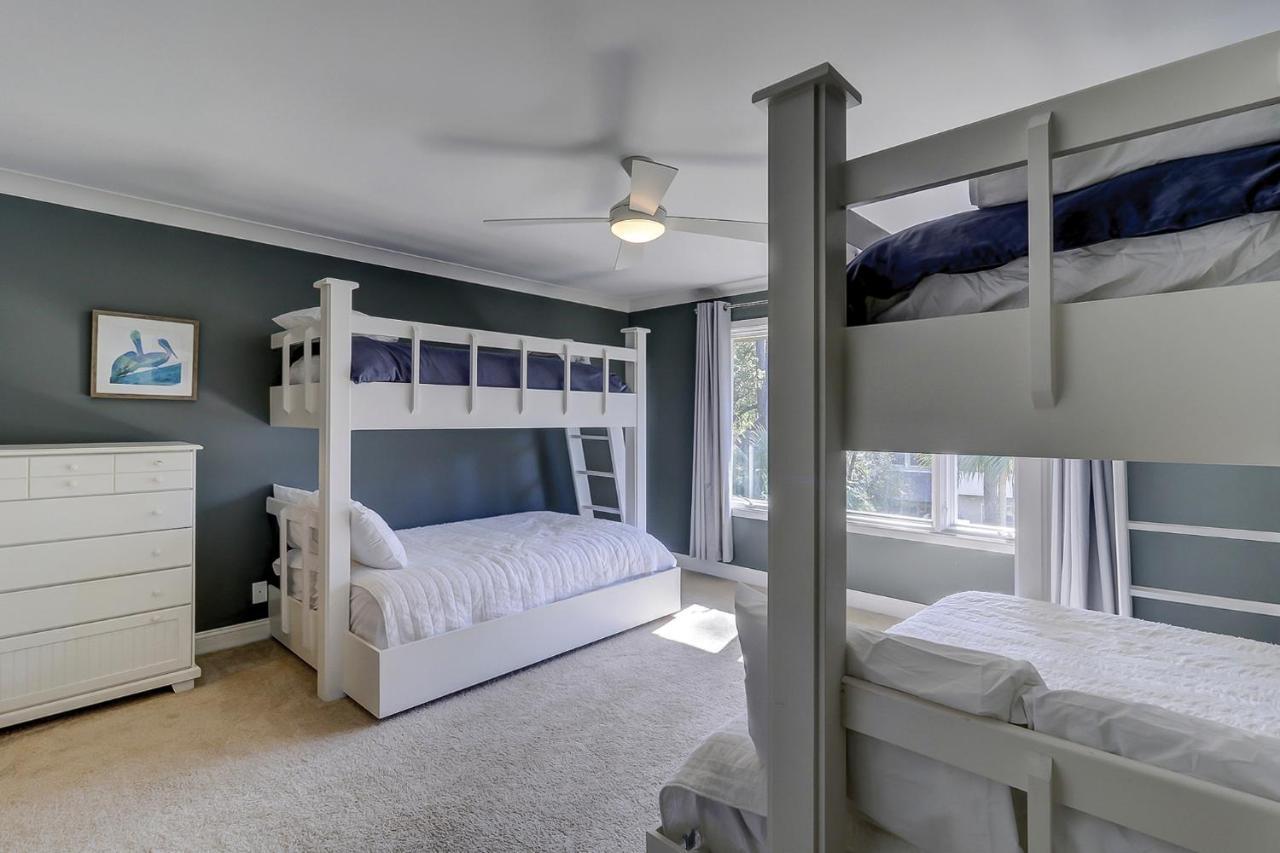 Luxury Updated New Kitchen New Floors, New Tvs, Bikes & Beach Gear Included ヒルトンヘッドアイランド エクステリア 写真