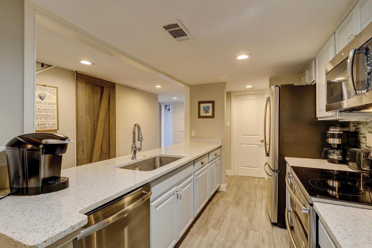 Luxury Updated New Kitchen New Floors, New Tvs, Bikes & Beach Gear Included ヒルトンヘッドアイランド エクステリア 写真